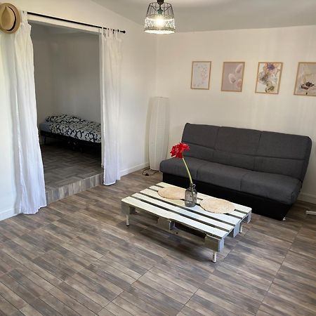 T2 A Convenance Apartment Baie-Mahault Exterior photo